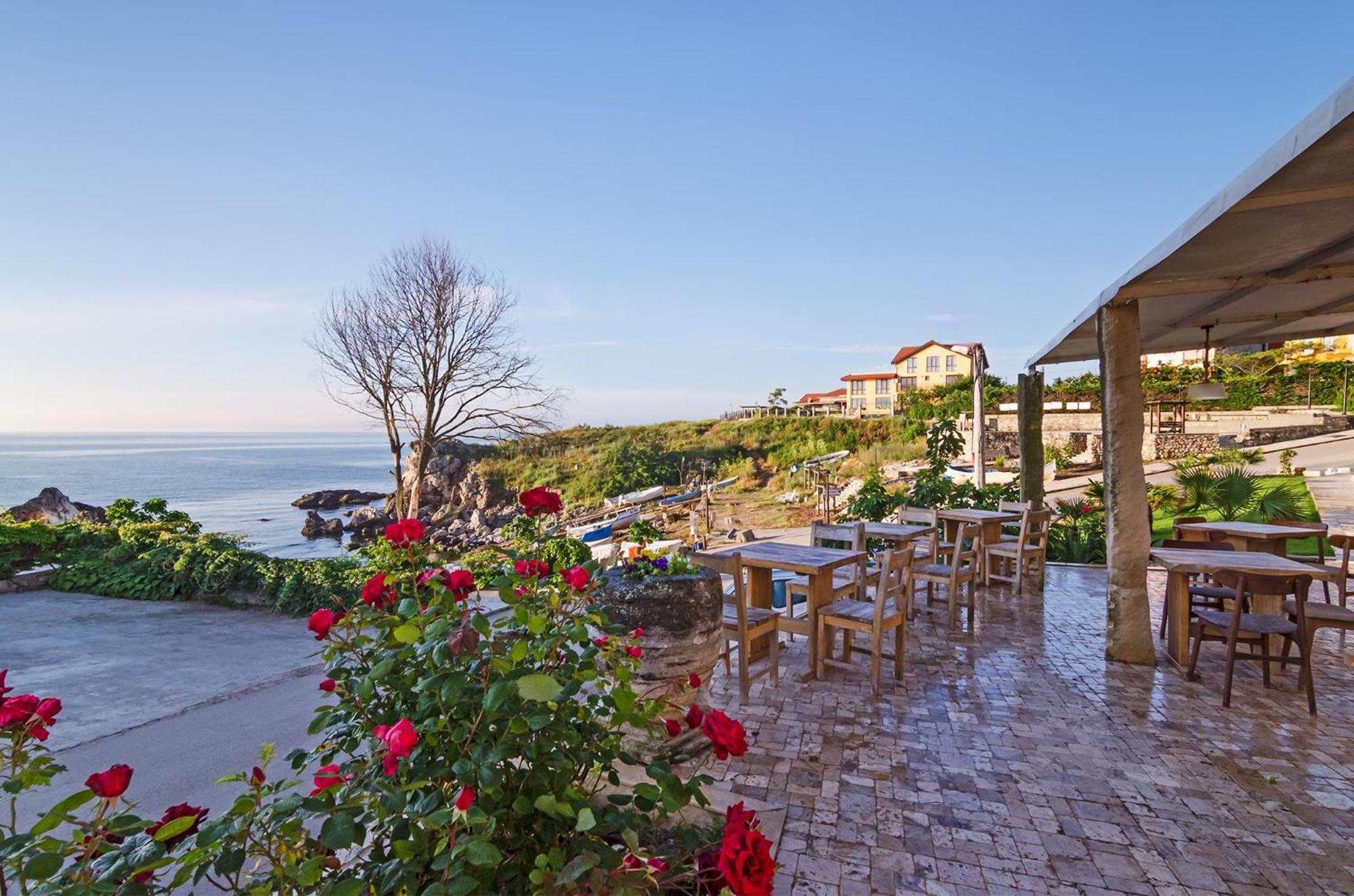 Villa Ambra Tyulenovo Bagian luar foto