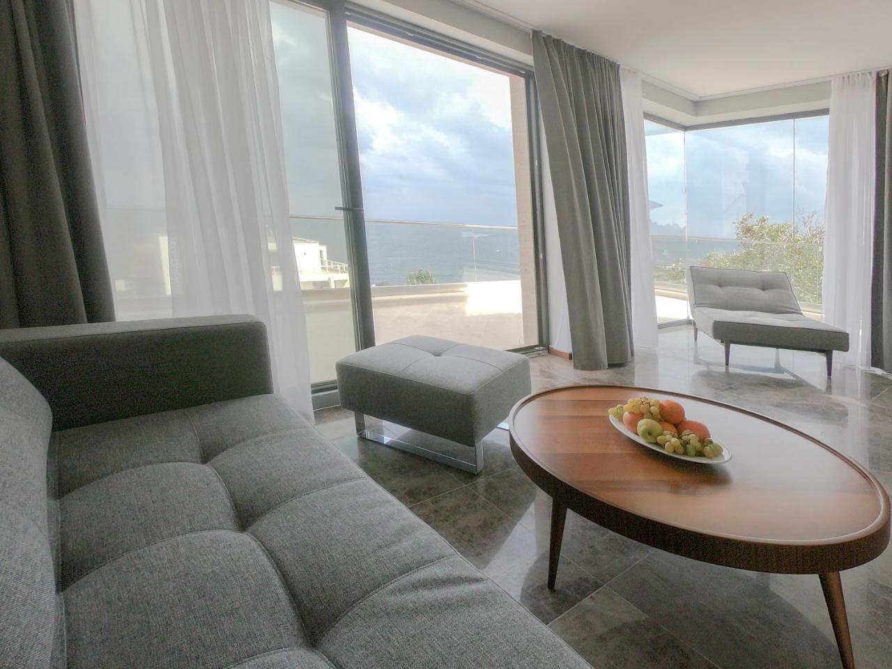 Villa Ambra Tyulenovo Bagian luar foto