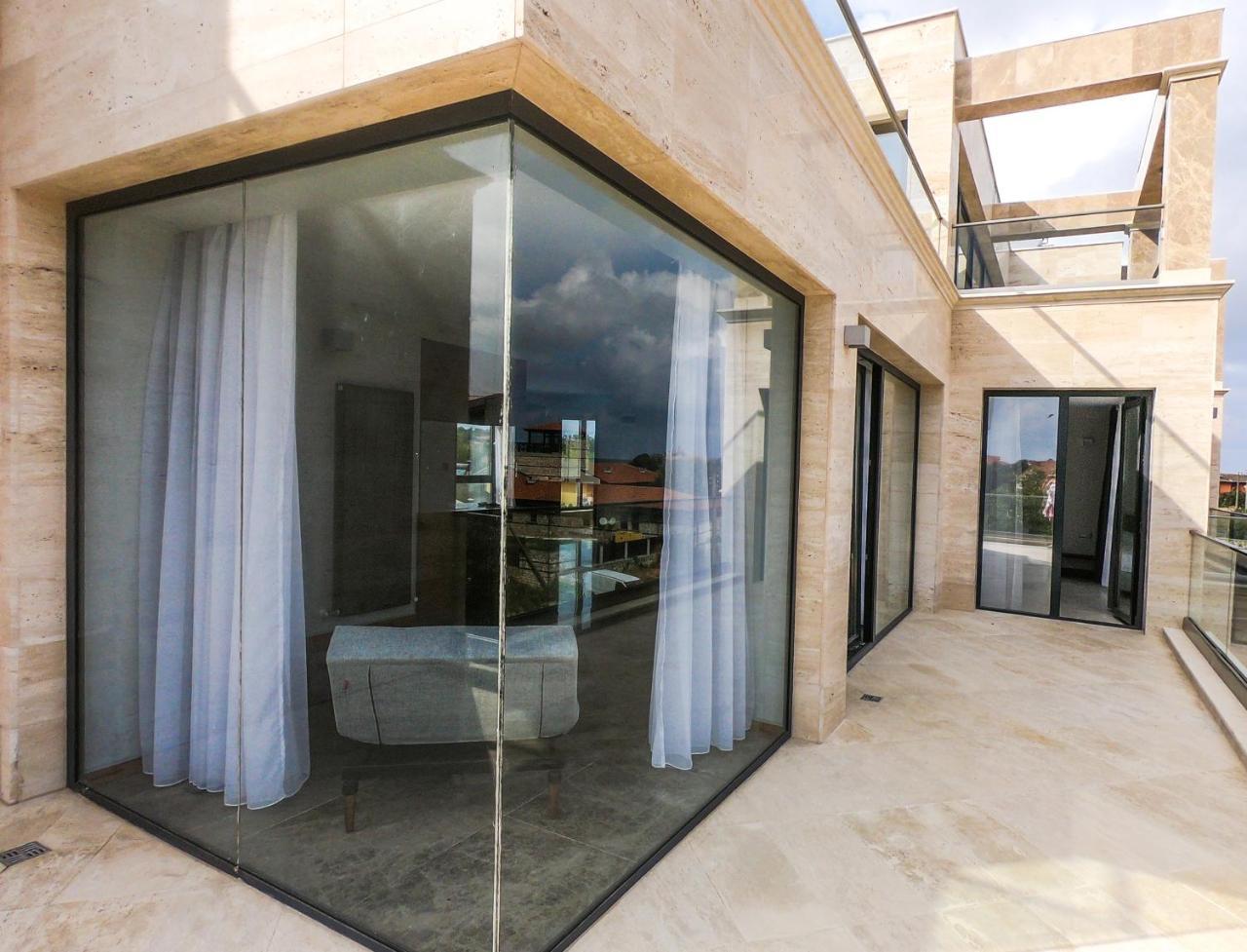 Villa Ambra Tyulenovo Bagian luar foto